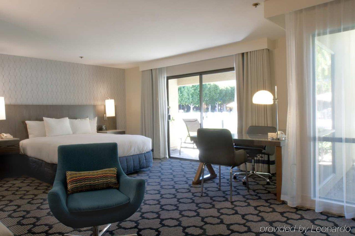 Hilton Palm Springs Hotell Exteriör bild